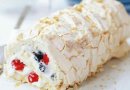 Рулет из безе с сырным кремом