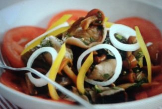 Грибний салат з овочами