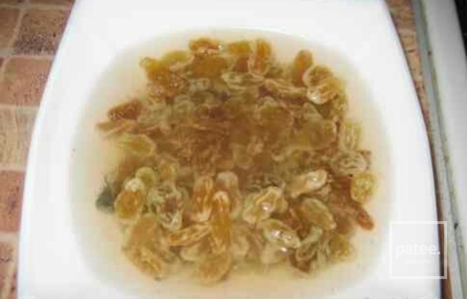 Сирна запіканка з родзинками - Шаг 3