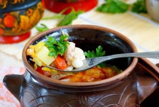 Жаркое в горшочках