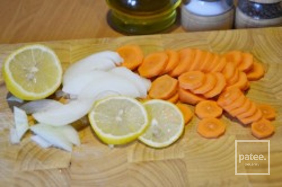 Скумбрия в мультиварке запеченная в фольге - Шаг 3