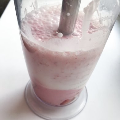 Пп смузи (банан-клубника) - Шаг 2