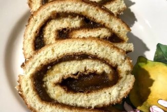 Рулет с повидлом