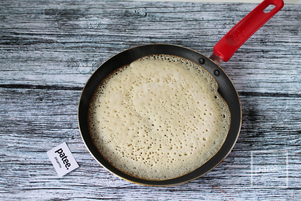 Блины с корицей на кефире - Шаг 9