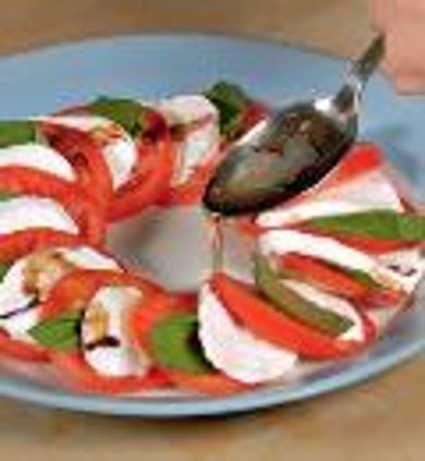 САЛАТ “КАПРЕЗЕ” - Шаг 3