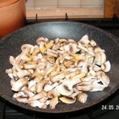 Мясо с под шубой - Шаг 2