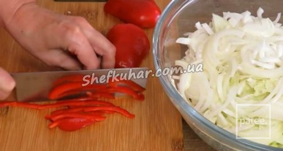 Легкий салат святковий з куркою. - Шаг 8