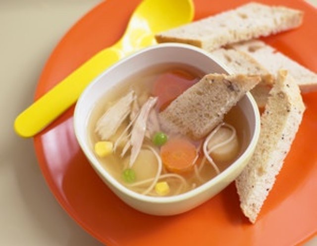 Диетический суп с индейкой и макаронами