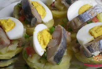 Закуска из селедки и картошки "Замечательная"