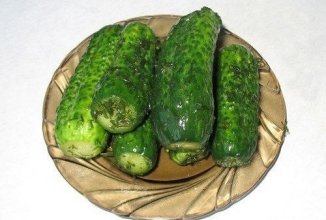 Малосольные огурцы