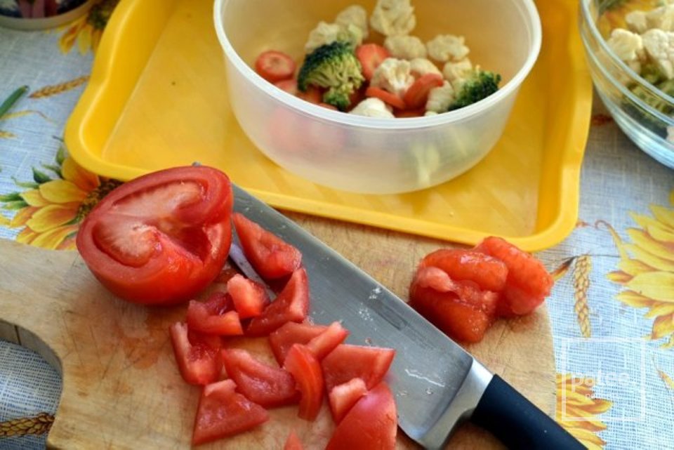 Салат з кольорової капусти та брокколі з яйцем - Шаг 2