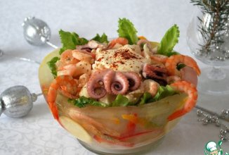 Коктейль из креветок в ледяной чаше