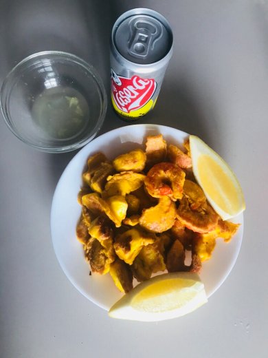 Королевские креветки и кусочки большого кальмара , обжаренные в кляре - Шаг 8