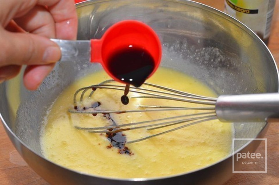 Банановий кекс з родзинками - Шаг 3