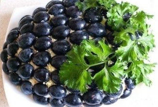 Салат с копчёной курицей