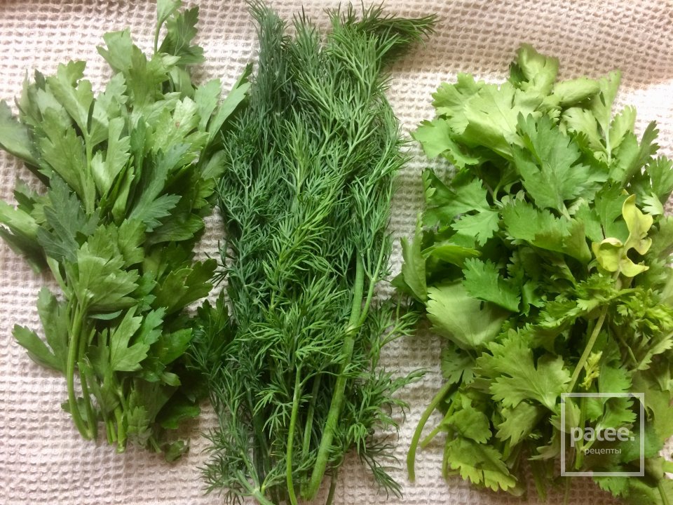 Рулет из индейки с зелёной аджикой. - Шаг 1