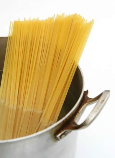 Паста(спагетті) з грибами в сирному соусі - Шаг 1