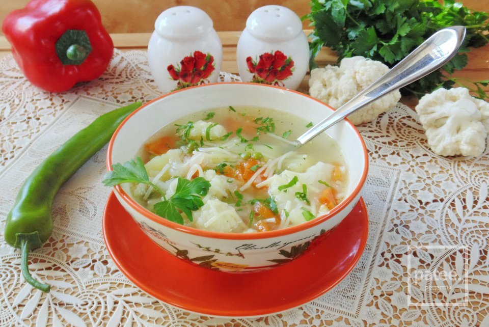 Суп с цветной капустой и свежим зеленым горошком - Шаг 11