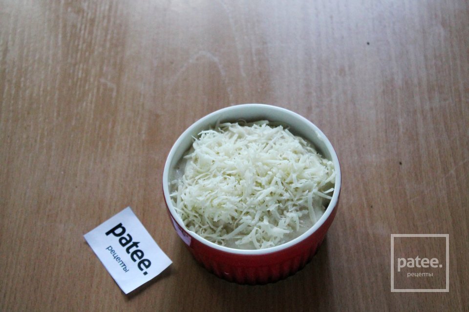 Жюльен с курицей и грибами в микроволновке - Шаг 13