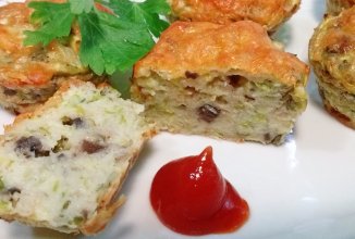 Кабачковые маффины с сыром