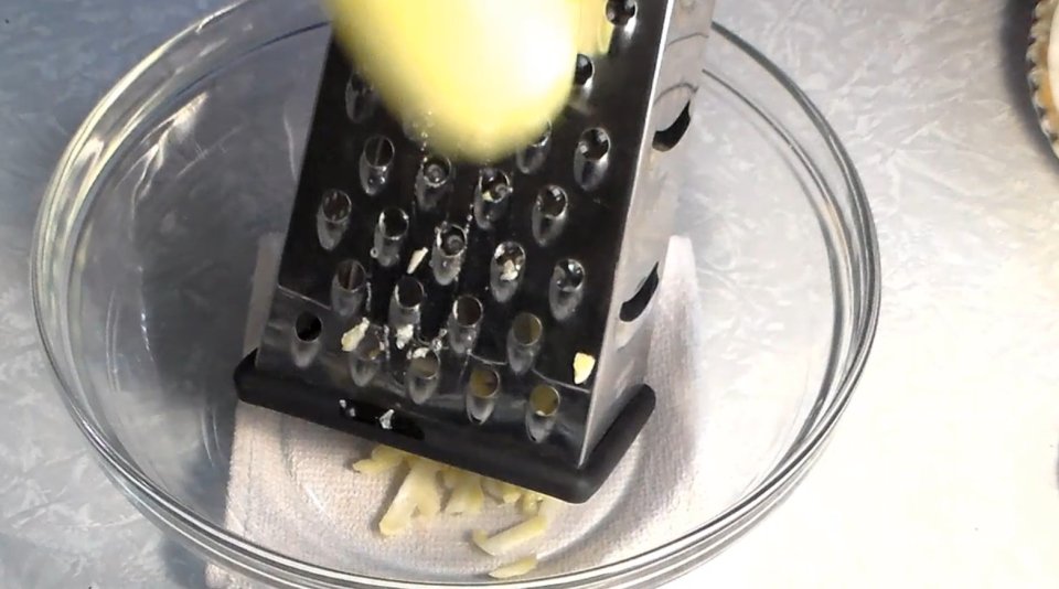 Кабачковые маффины с сыром - Шаг 2