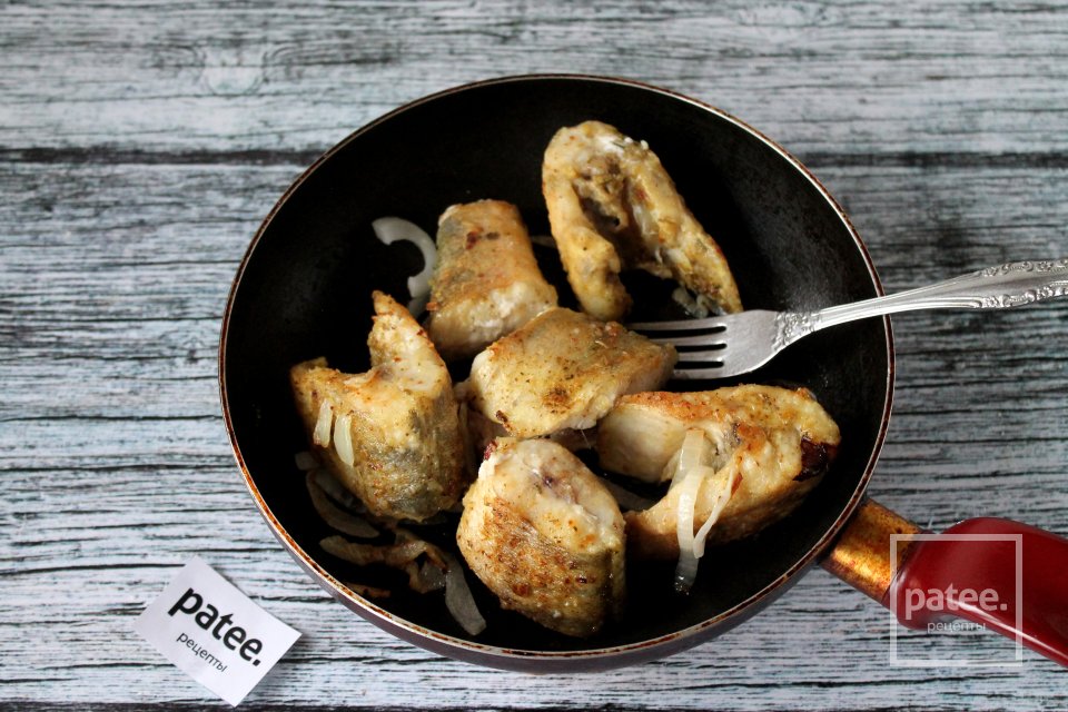 Судак в томатном соусе - Шаг 9