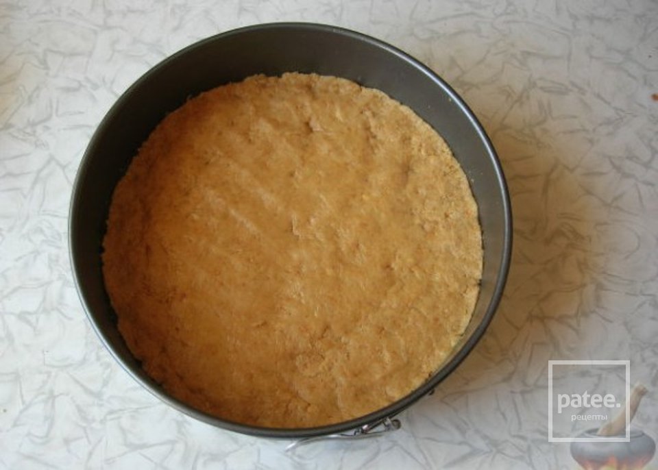 Клубничный йогуртовый торт (без выпечки) - Шаг 5