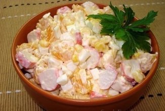 Салат с крабовыми палочками