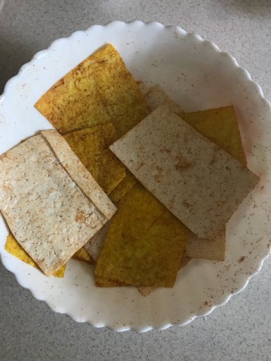 Чипсы из двух видов лаваша с паприкой и сыром ) - Шаг 5