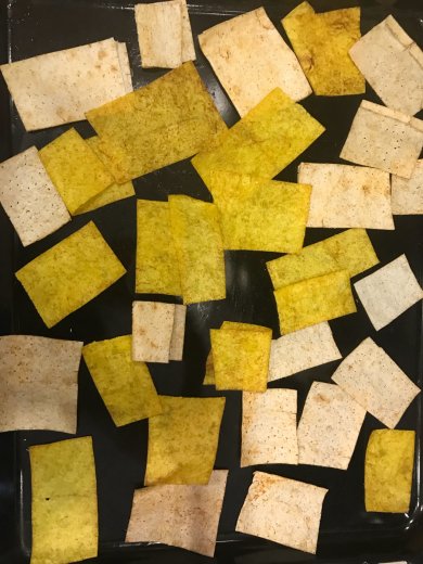 Чипсы из двух видов лаваша с паприкой и сыром ) - Шаг 6