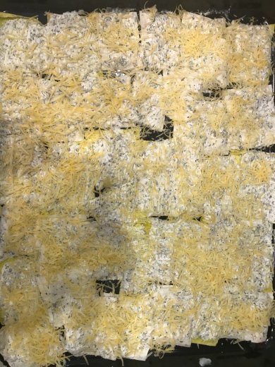 Чипсы из двух видов лаваша с паприкой и сыром ) - Шаг 9