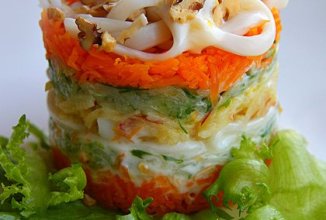 Салат с тыквой и кальмарами