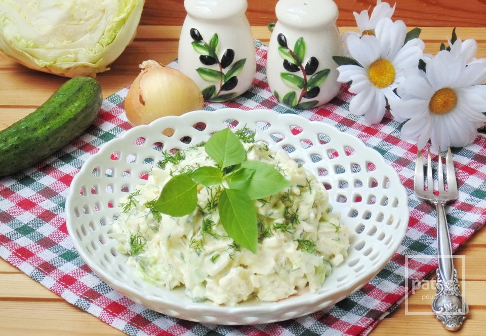 Салат из молодой капусты и картофеля - Шаг 12