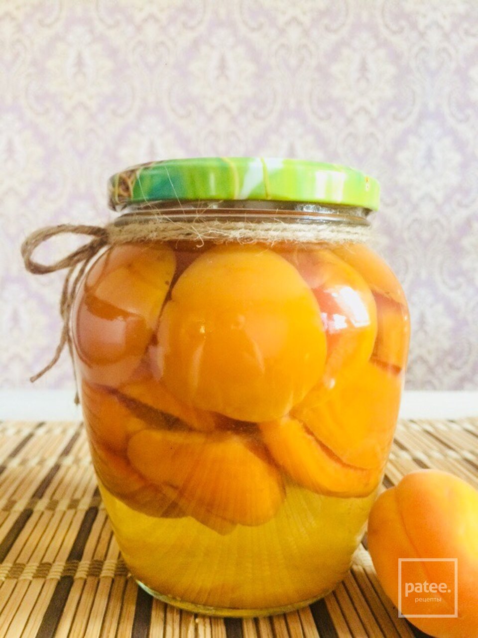 Консервированные абрикосы на зиму. Абрикосы сиропе рецепт. Абрикосы в сиропе. Абрикосы в сиропе на зиму. Консервированные фрукты.