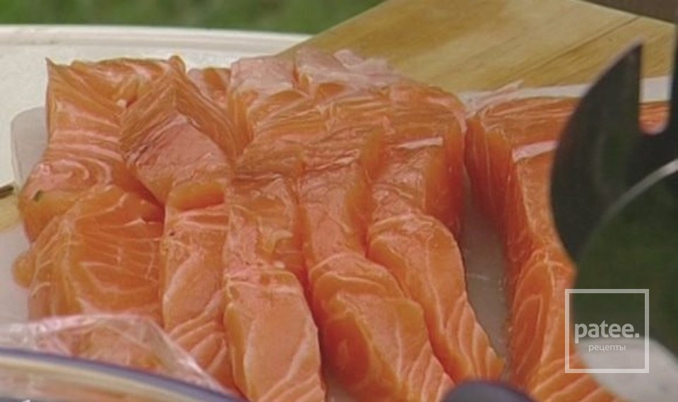 Семга в виноградных листьях на гриле - Шаг 6