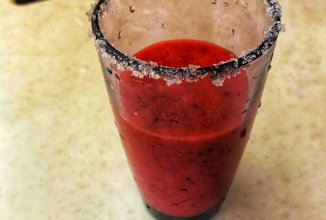 Коктейль 🍸 клубничный