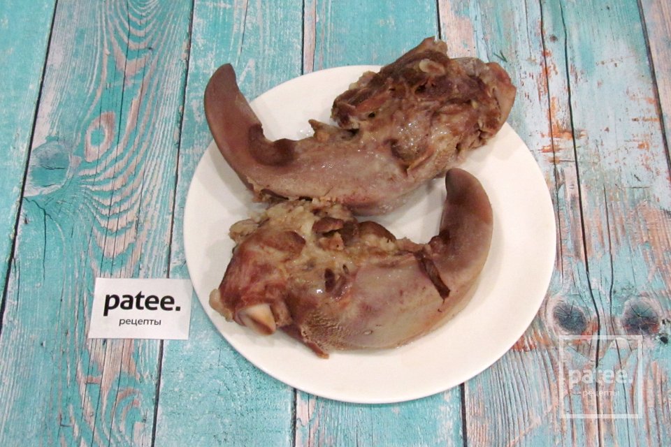 Салат с языком и маринованными грибами - Шаг 2