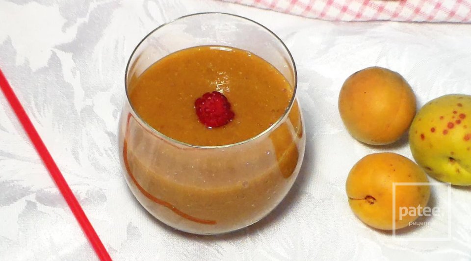 Абрикосовое смузи с яблоками и апельсином - Шаг 6