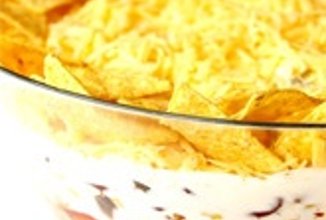 Салат с рефлеными чипсами