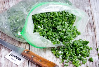 Как заморозить зелёный лук