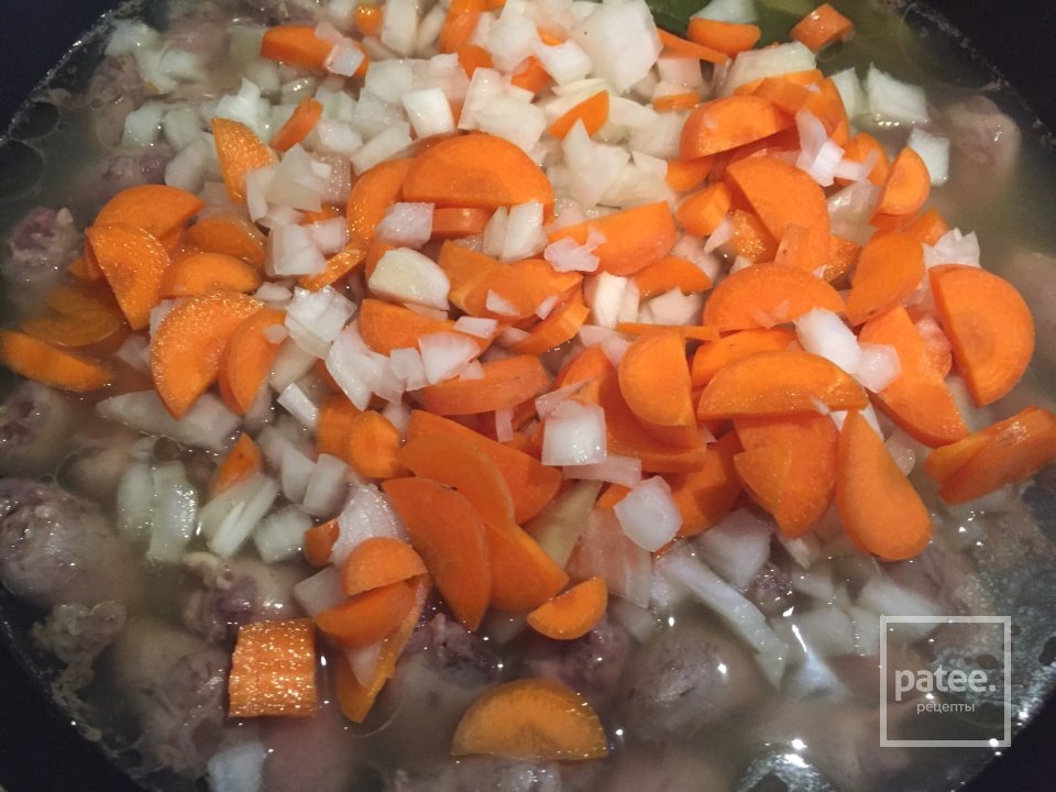 Овощное рагу с куриными сердечками - Шаг 1