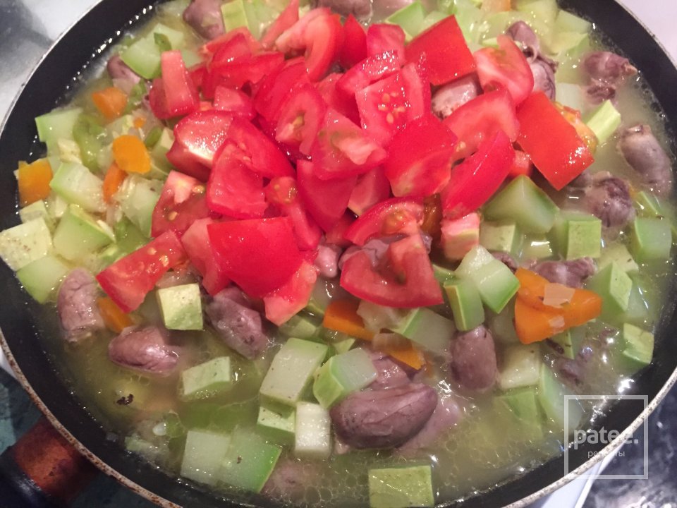 Овощное рагу с куриными сердечками - Шаг 3