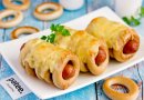 Сосиски в сушках под сыром
