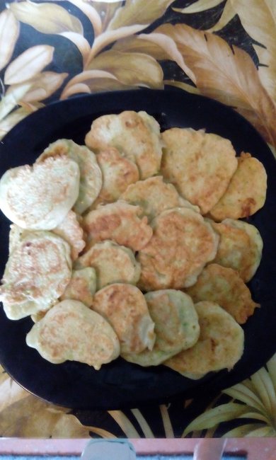 Кабачковые оладьи на скорую руку. - Шаг 10