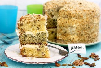 Торт Генерал с маком, орехами и изюмом