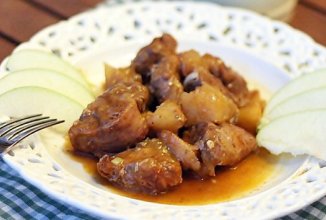 Свинина с яблоками в пакете