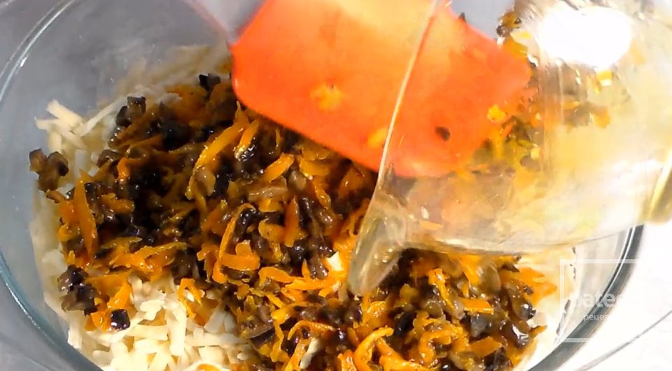 Закусочный торт из цукини - Шаг 9