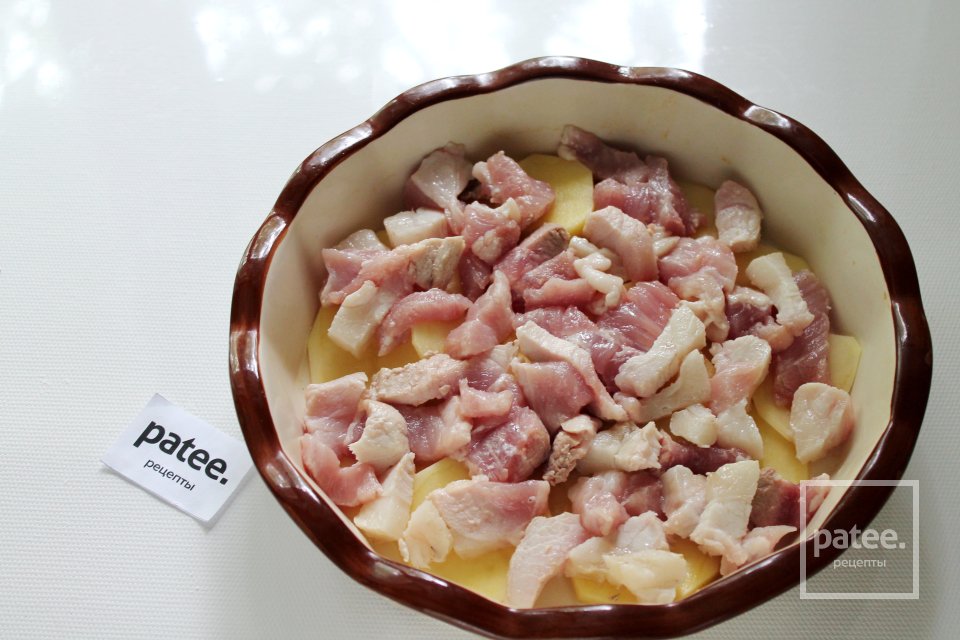 Свинина, запечённая с овощами и острым соусом - Шаг 4