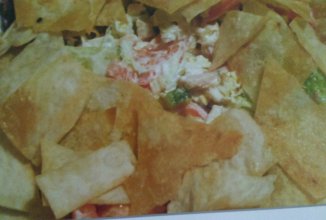 Салат с чипсами из лаваша