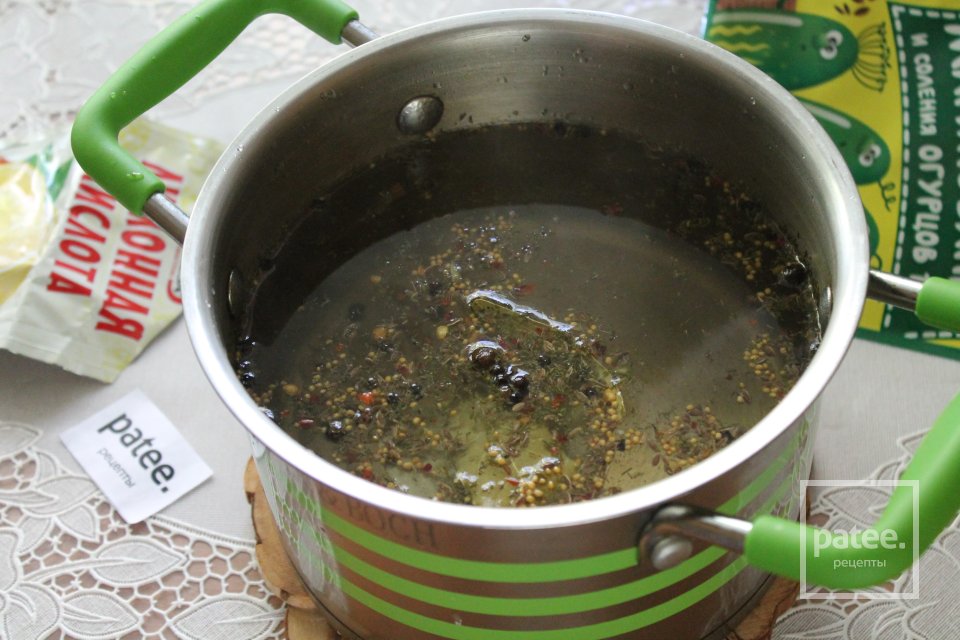 Огурцы маринованные с лимонной кислотой и сухой приправой для маринования - Шаг 9